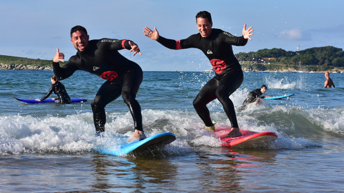Aprende a Surfear en la 1ª Escuela de España.