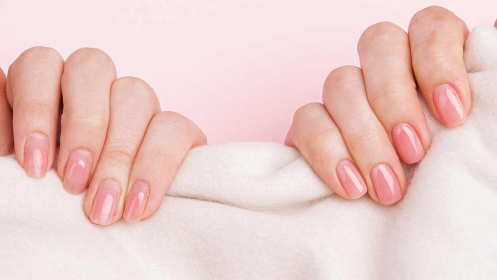 Manicura Semipermanente con Refuerzo