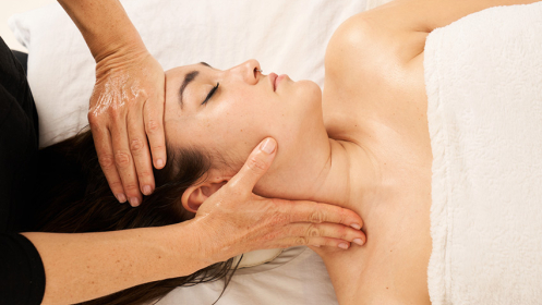 Masaje deportivo, descontracturante, relajante o drenaje linfáti